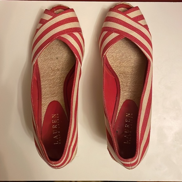 🎉HOST PICK🎉RALPH LAUREN, EUC. women’s Size 9.5 Red and white espadrilles. - Picture 2 of 5